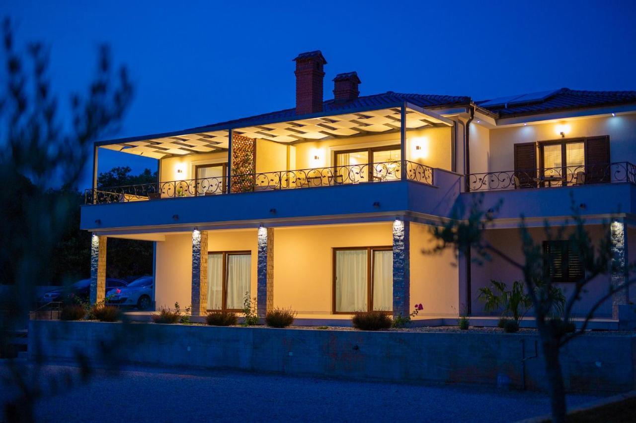 Luxury Apartments Villa Stina Pinezići المظهر الخارجي الصورة