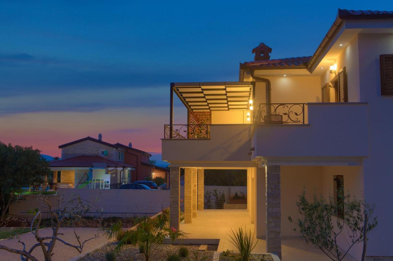 Luxury Apartments Villa Stina Pinezići المظهر الخارجي الصورة