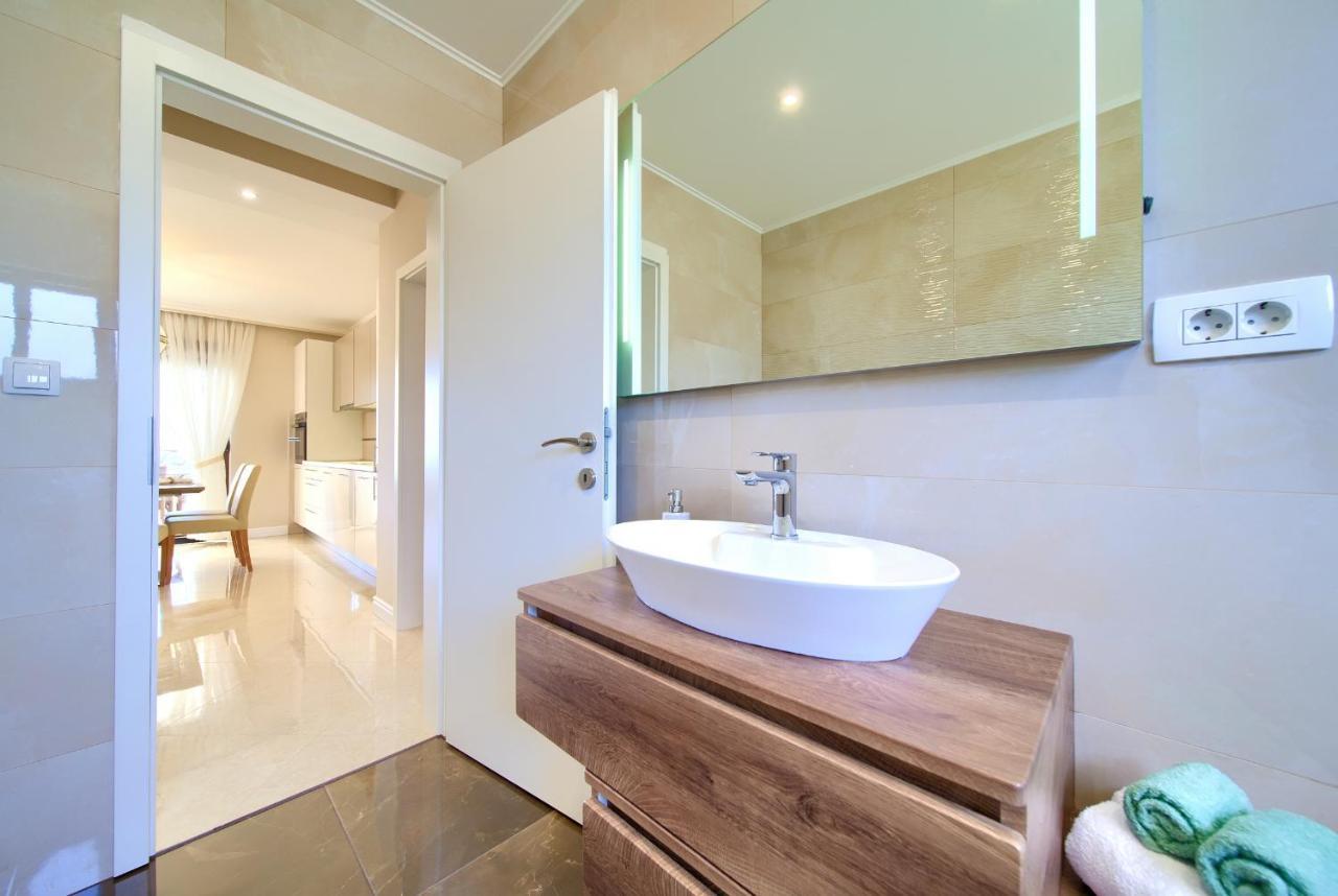 Luxury Apartments Villa Stina Pinezići المظهر الخارجي الصورة